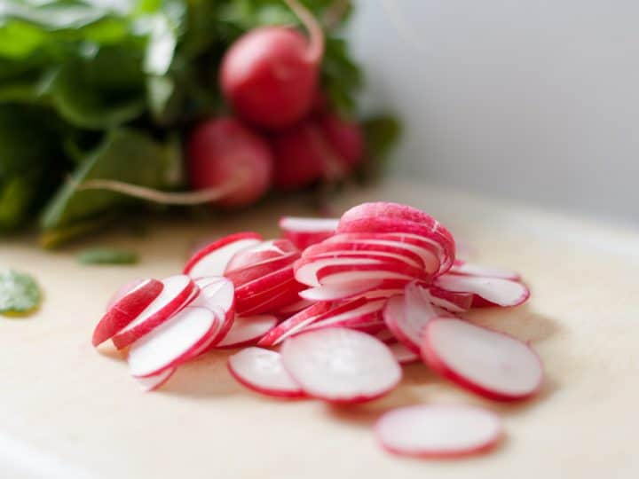 Quick Pickled Radishes